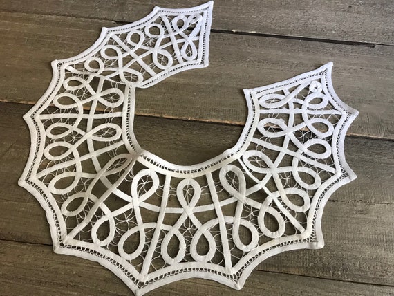 Superb Lace Collar, Dress Blouse Collar, Antique T