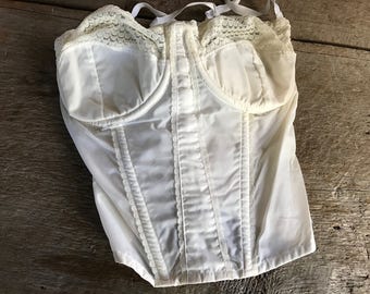 1950s Star Paris Weißes Spitzen Bustier, Nylon Boned Korsett BH, Burlesque Dessous