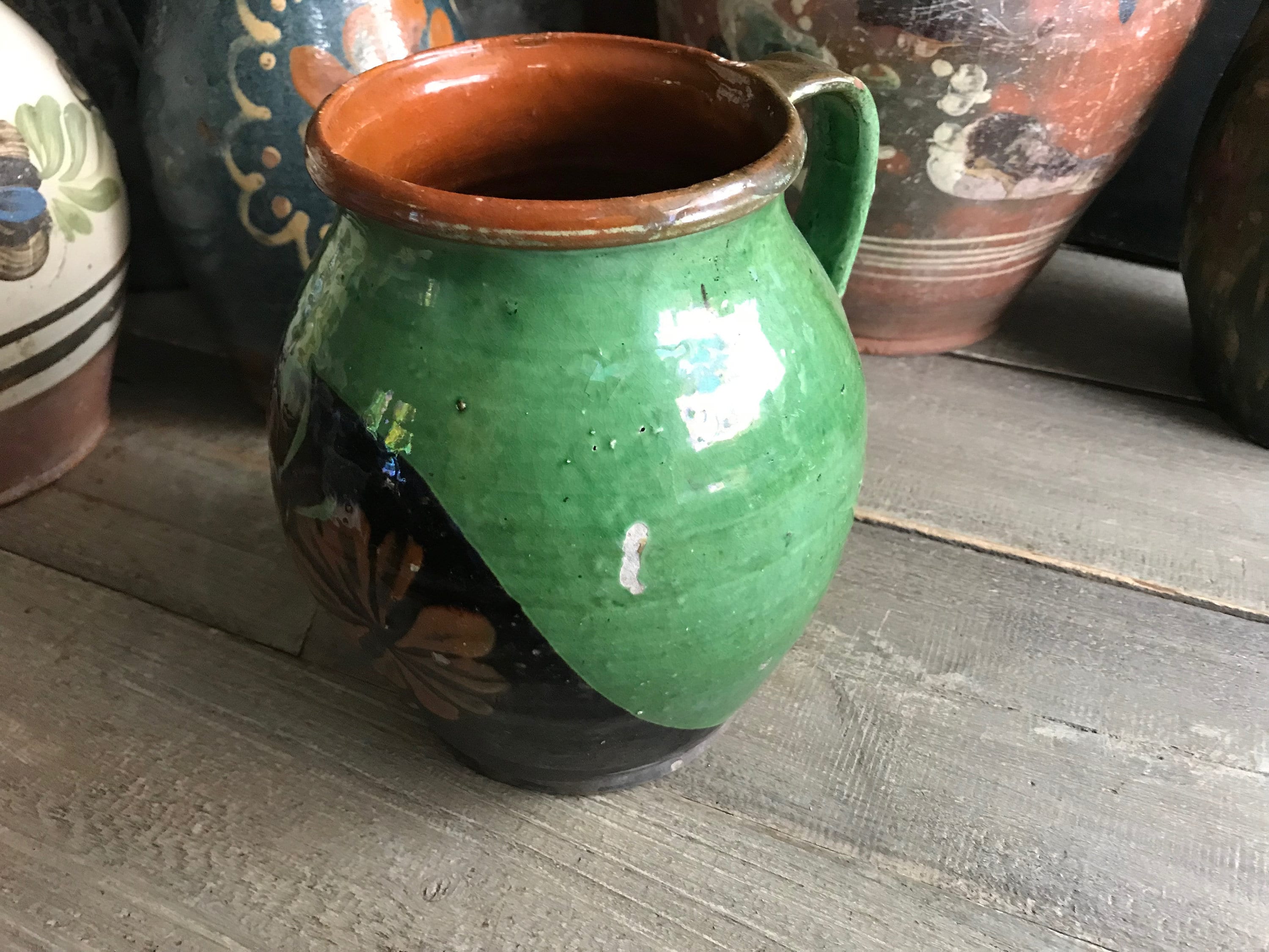 19 世紀の花柄陶器の水差し、小さなピッチャー、艶出しテラコッタ