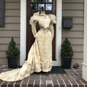 19th C Beaded Silk Wedding Dress, Oyster Cream, ca 1892, For Restoration, LM image 4