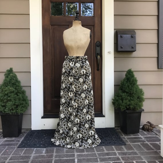 Floral Knit Skirt, Full Length, Handmade, Period … - image 5