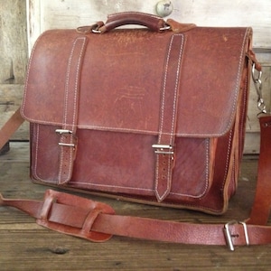 rustieke bruine lederen aktetas, forensentas, laptoptas, riem lederen tas messenger vintage