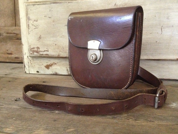 Brown Leather Crossbody Messenger Saddle Bag Mark… - image 1