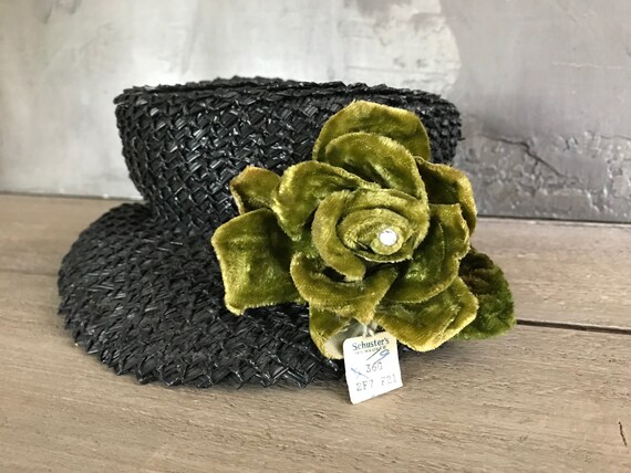1940s Black Straw Hat, Moss Green Velvet Bow, Ori… - image 6