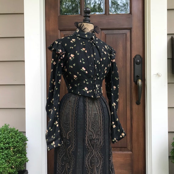 Victorian Black Floral Print Jacket, Blouse, Ruff… - image 2