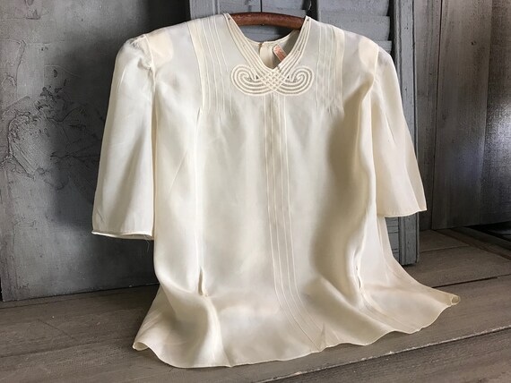 1930s Silk Blouse, Pure Silk, Handmade, Oyster Cr… - image 8