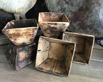 1 Rustic Wood Grain Box, Measure, Dovetailed, Primitive Plant Tray, Storage Organizer Cottage Garden Farmhouse