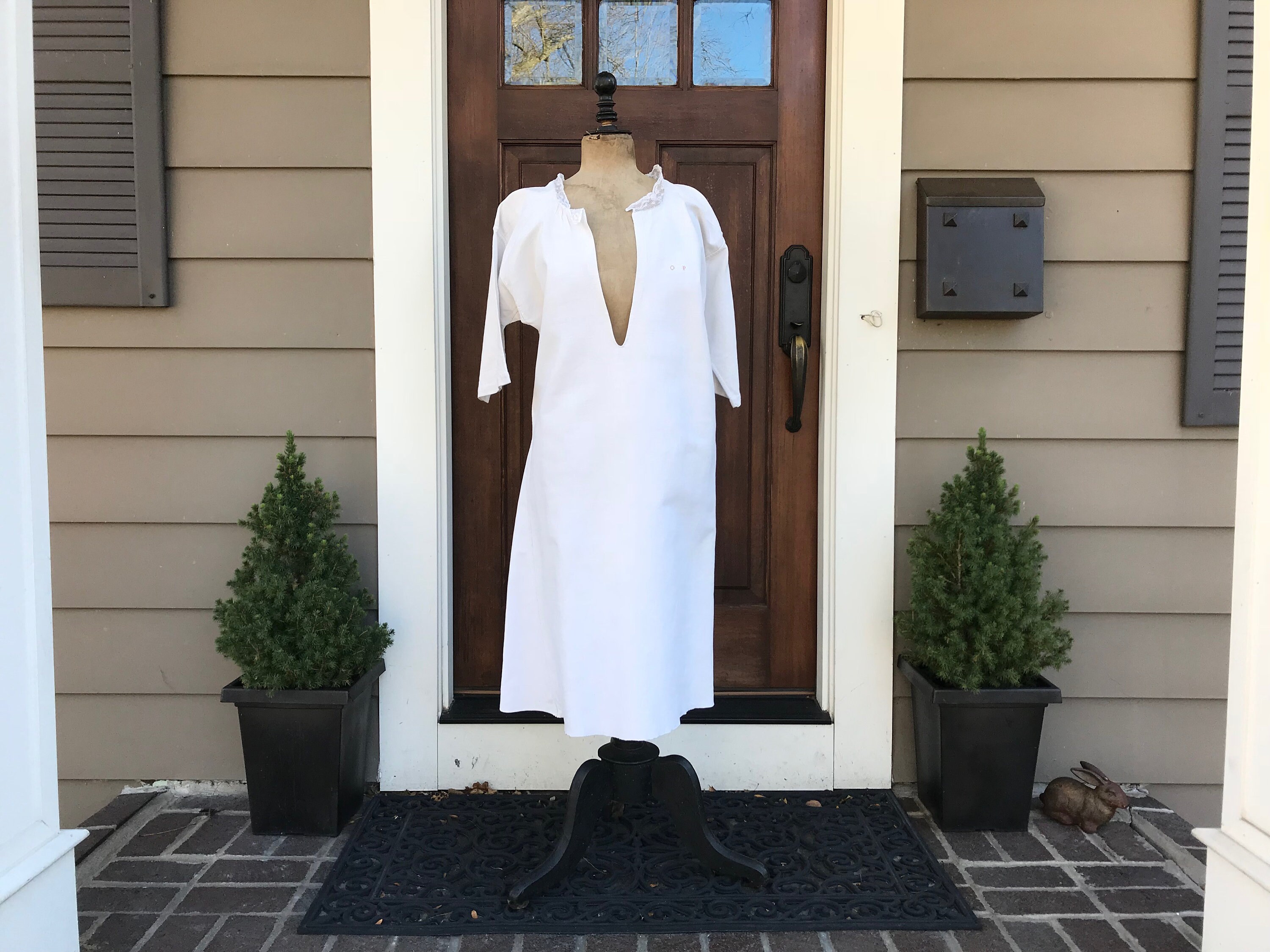 19th C French Linen Smock, Chemise, Night Shirt, Hand Sewn 19th C French Linen Smock, Chemise, Night Shirt, Hand Sewn
