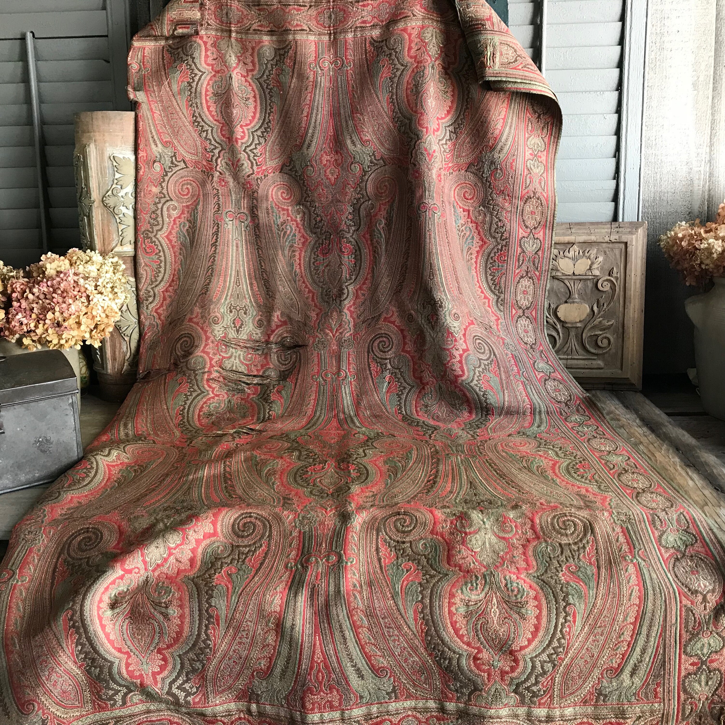 Antique Paisley Wool Shawl Throw Classic Traditional Design Finely
