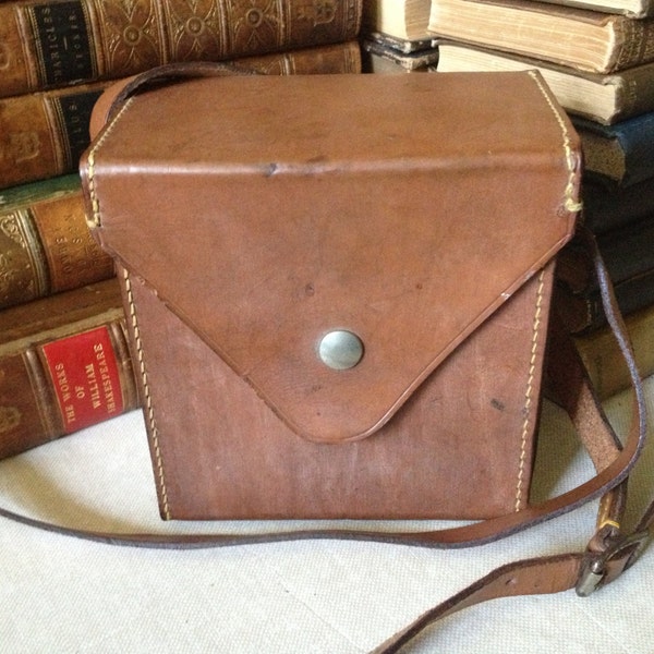 Vtg Brown Leather Camera Bag // Crossbody Handbag