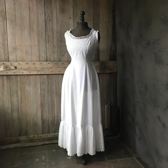 Edwardian White Cotton Lace Petticoat Slip, Broder