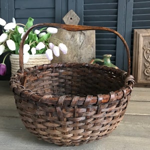 Antique Rustic Basket, Bentwood Handle, Willow Wicker Flower Basket, Farmhouse, Farm Table image 7