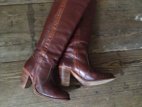 Salvatore Ferragamo Mid-Heel Riding Boots in Brown Leather ref.967078 -  Joli Closet