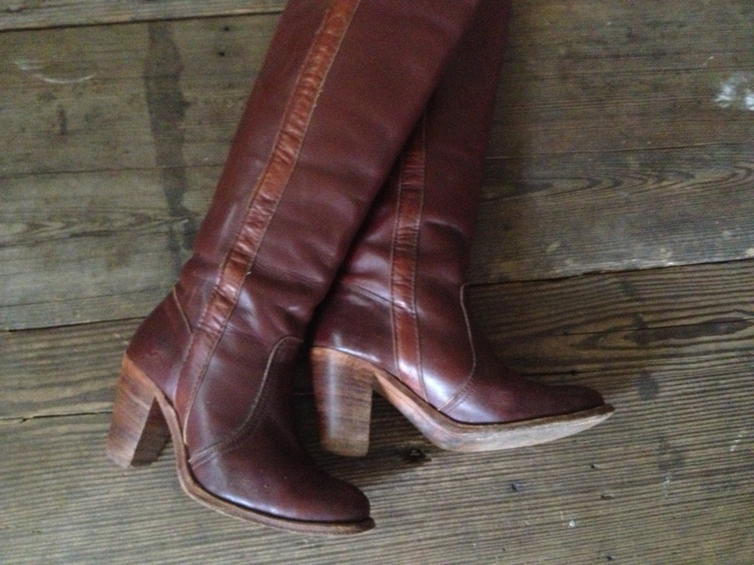 Patent leather knee-high boots in brown - Bottega Veneta | Mytheresa