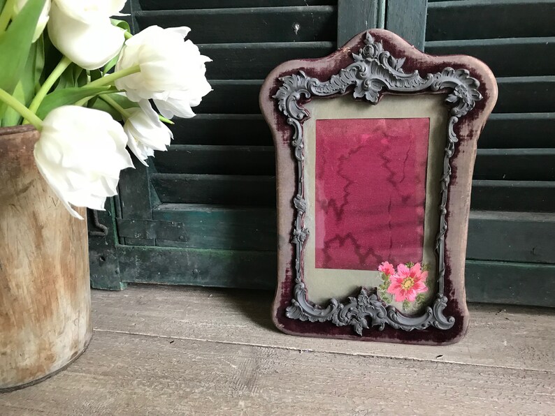 French Keepsake Picture Photo Frame, Velvet Metal Frame, Watered Silk, Floral Embroidery Appliqué image 6
