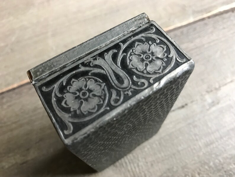 French Inlay Pewter Box, Artistic, Religious, Travel Jewelry Trinket Pill Stamp image 9