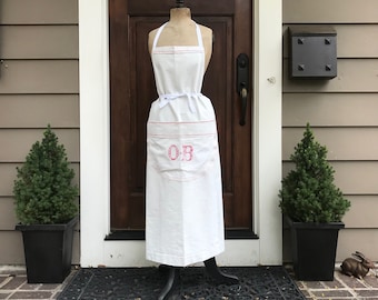 French White Linen Apron, Chef, Cook, Baker, French Farmhouse Cuisine, Front Pocket, Embroidered Monogram