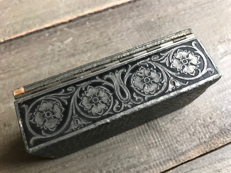 French Inlay Pewter Box, Artistic, Religious, Travel Jewelry Trinket Pill Stamp image 10