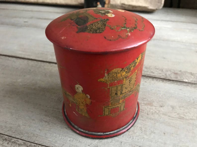 French Chinoiserie Powder Box, 1800s Japanned Papier-Mâché Hand Painted Black Lacquer Gold Gilt Garden Design image 1