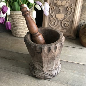 Ancient French Mortar Bowl, Folk Art, Handmade Primitive Rustic Bowl, Rustic Farmhouse, Farm Table, Cuisine image 2