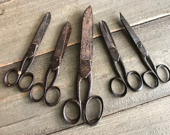 1 Rustic French Garden Scissors, Iron Shears, Primitive Farmhouse Tools, Antique Gardening Props