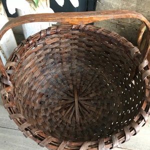 Antique Rustic Basket, Bentwood Handle, Willow Wicker Flower Basket, Farmhouse, Farm Table image 8