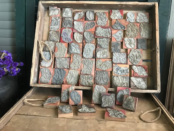 たっぷりのephemeral box☆ヴィンテージ　海外紙モノ　蚤の市 USA蚤の市より 1970年 ヴィンテージ デコパージュ バッグ