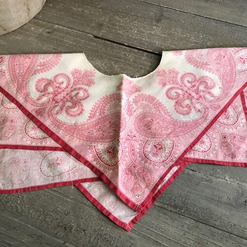 Antique Red Bandanna Collar, Paisley shops Print, Dress Accessory, Period Clothing