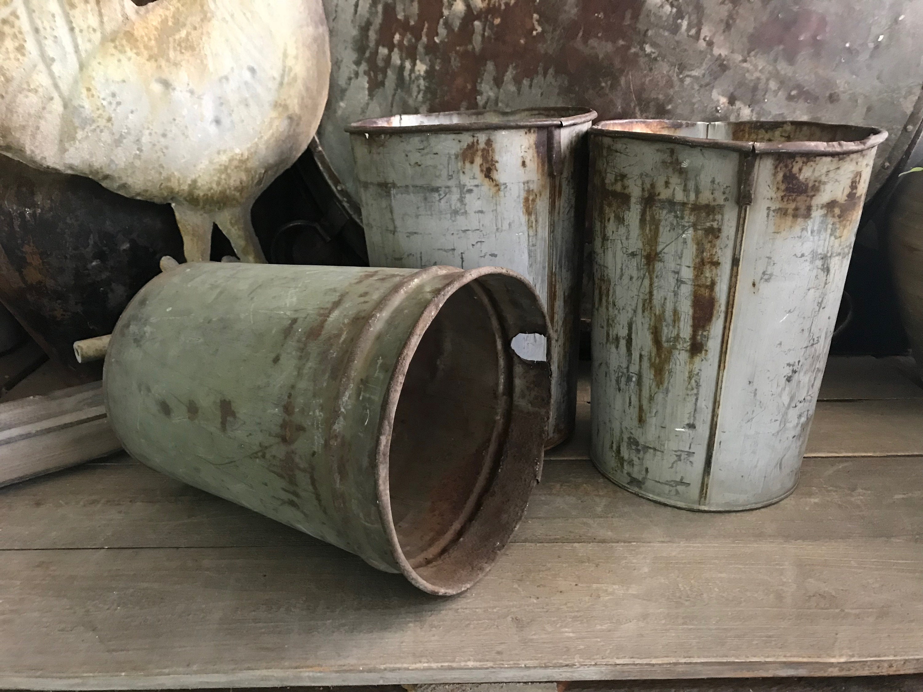 1 Rustic Zinc Sap Bucket, Resin, Galvanized Garden Vase, Metal Farmhouse Decor