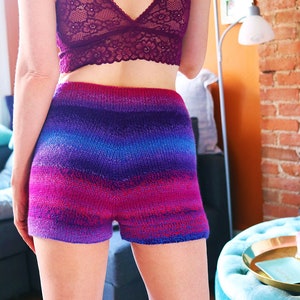 Ombre All Day Shorts Knitting Pattern