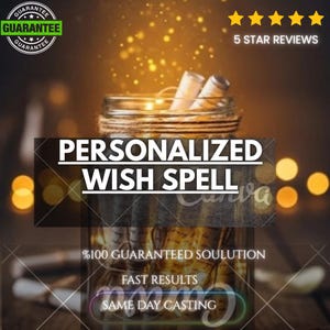 Puede incluir: Un frasco de vidrio transparente lleno de pergaminos enrollados, envuelto en cordel e iluminado por luces doradas en bokeh. El texto en la imagen dice: PERSONALIZED WISH SPELL, 100% GUARANTEED SOULUTION, FAST RESULTS, SAME DAY CASTING, 5 STAR REVIEWS.