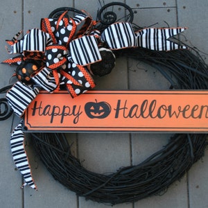 Happy Halloween Wreath image 3