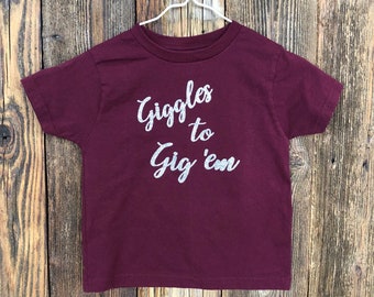 Texas A&M Giggles to Gig 'Em Silver Sparkly T-Shirt Infant, Toddler, Youth