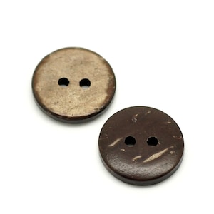 Small Coconut Shell Wooden Buttons - 15mm (5/8 inch) - Wood Buttons - Recycled Coconut Wood (18436)