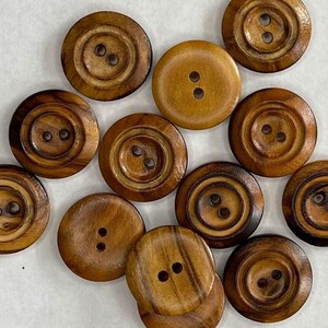 10 Wooden Buttons / Olive Wood / Made In Italy / 20mm / Burnt Finish / Classic Round / 2 Hole(butt-olive-20mm-fire-p)