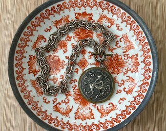 Art Nouveau Button Chunky Necklace