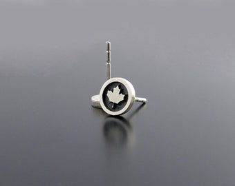 Maple leaf earrings, maple studs, Canada leaf earrings, maple silver studs, silver earrings, Canada studs, stud earrings sterling silver