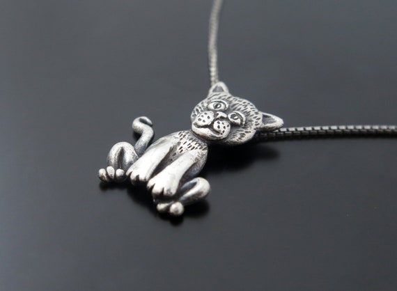 unusual cat jewellery