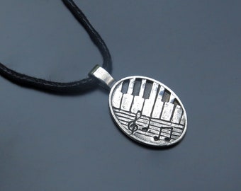 Handcrafted Silver Piano Pendant with Musical Notes, Piano silver pendant for pianist and musician