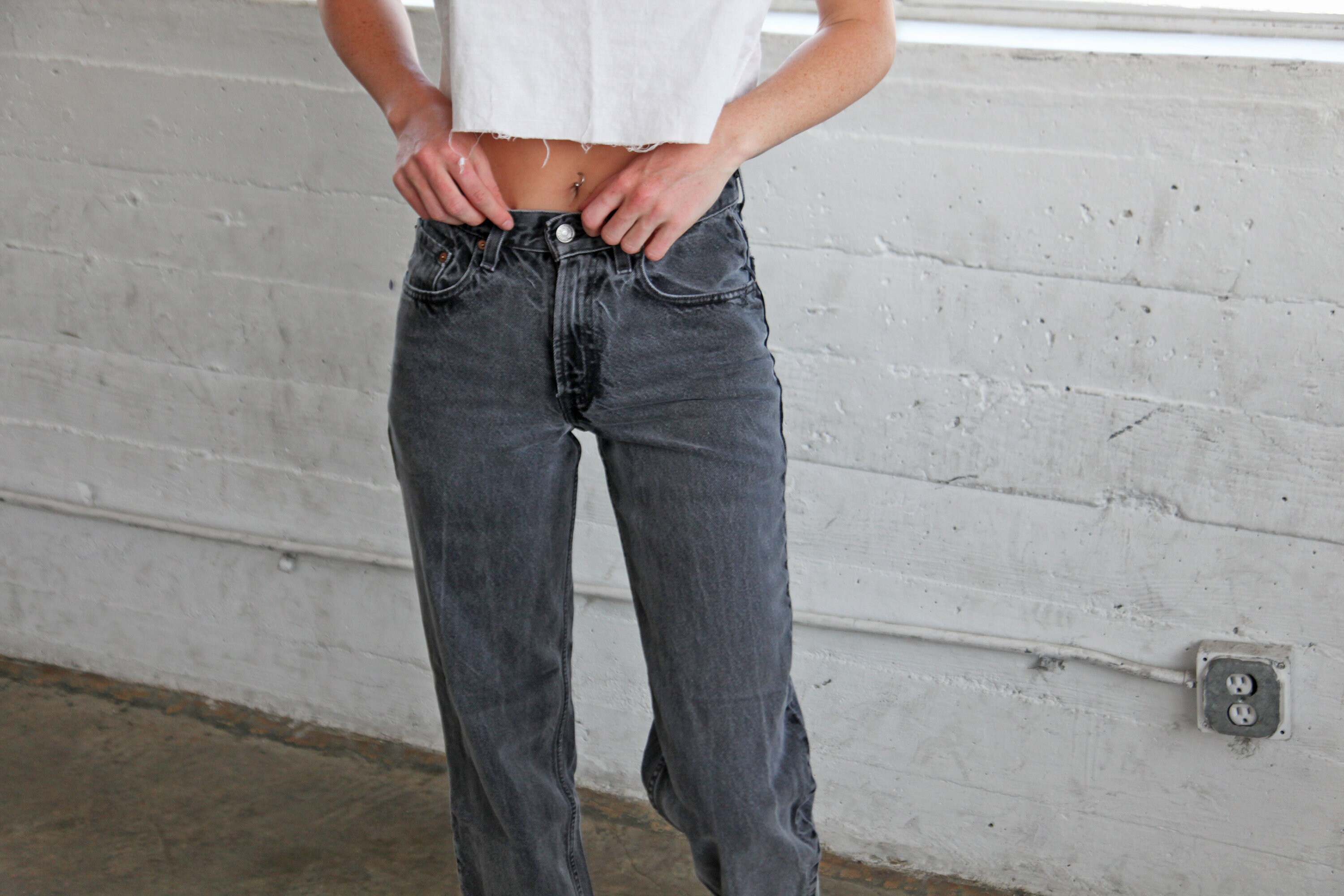 black levis for women