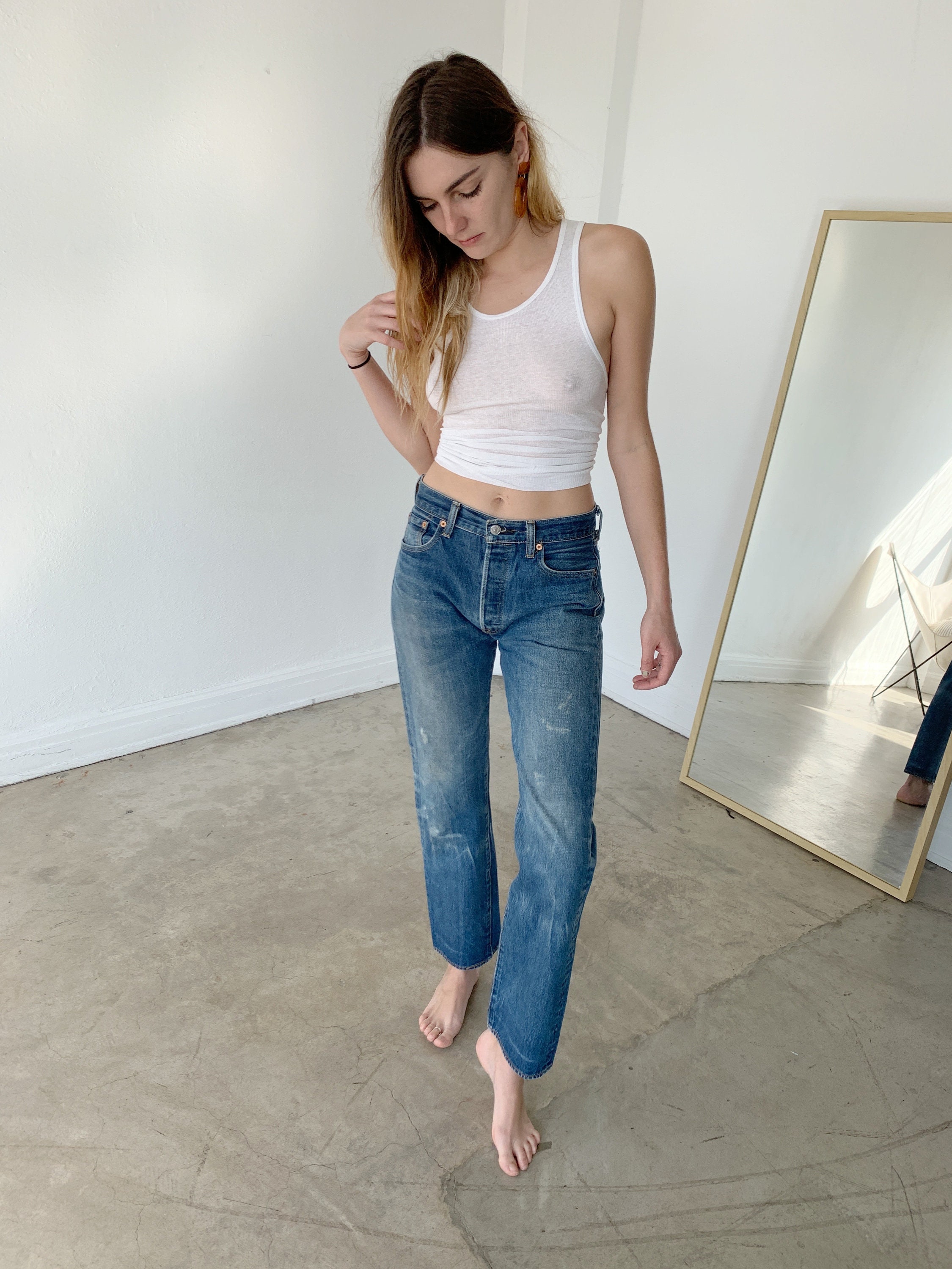 size 28 jeans levis