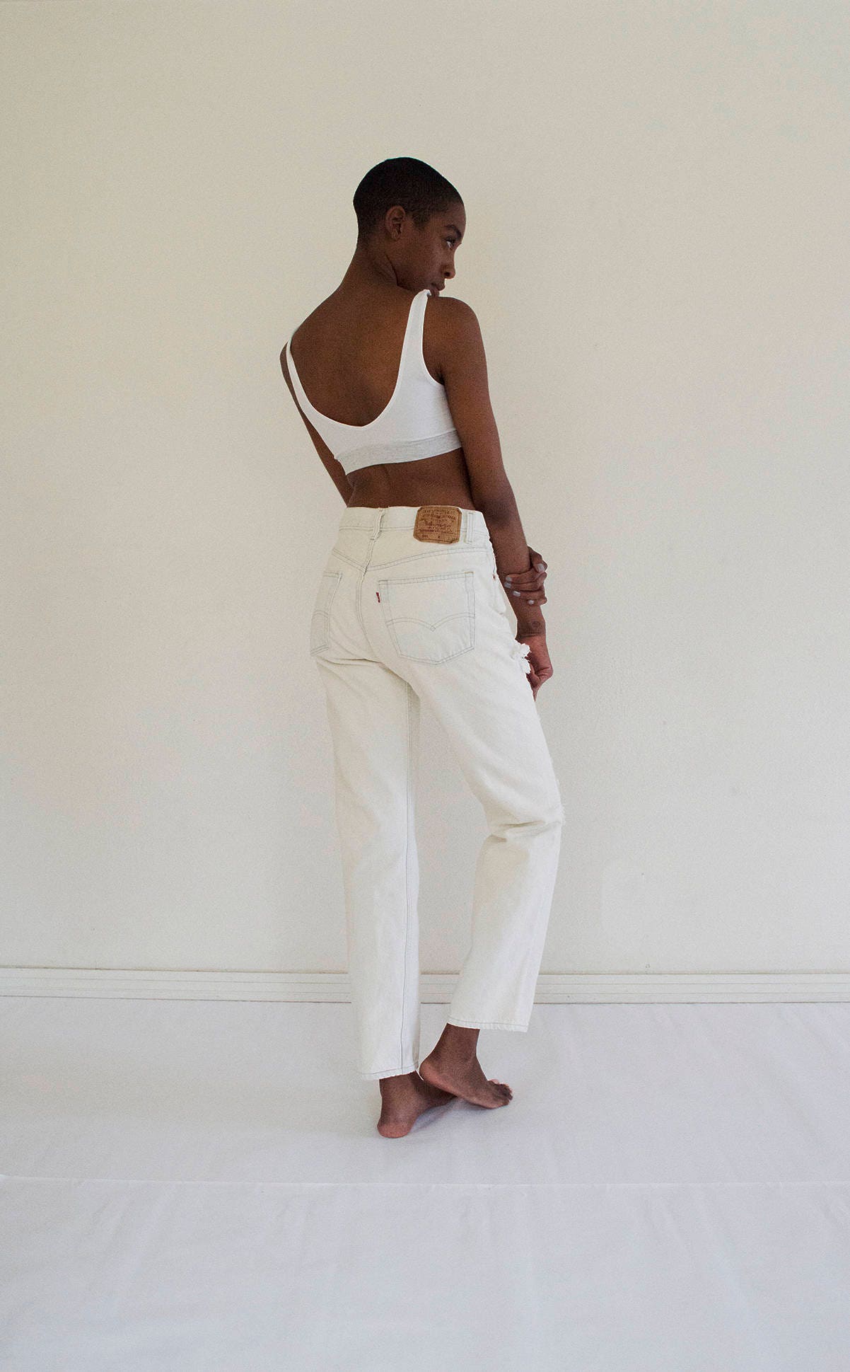 LEVI'S 501 High Waist White Jeans size 28/29