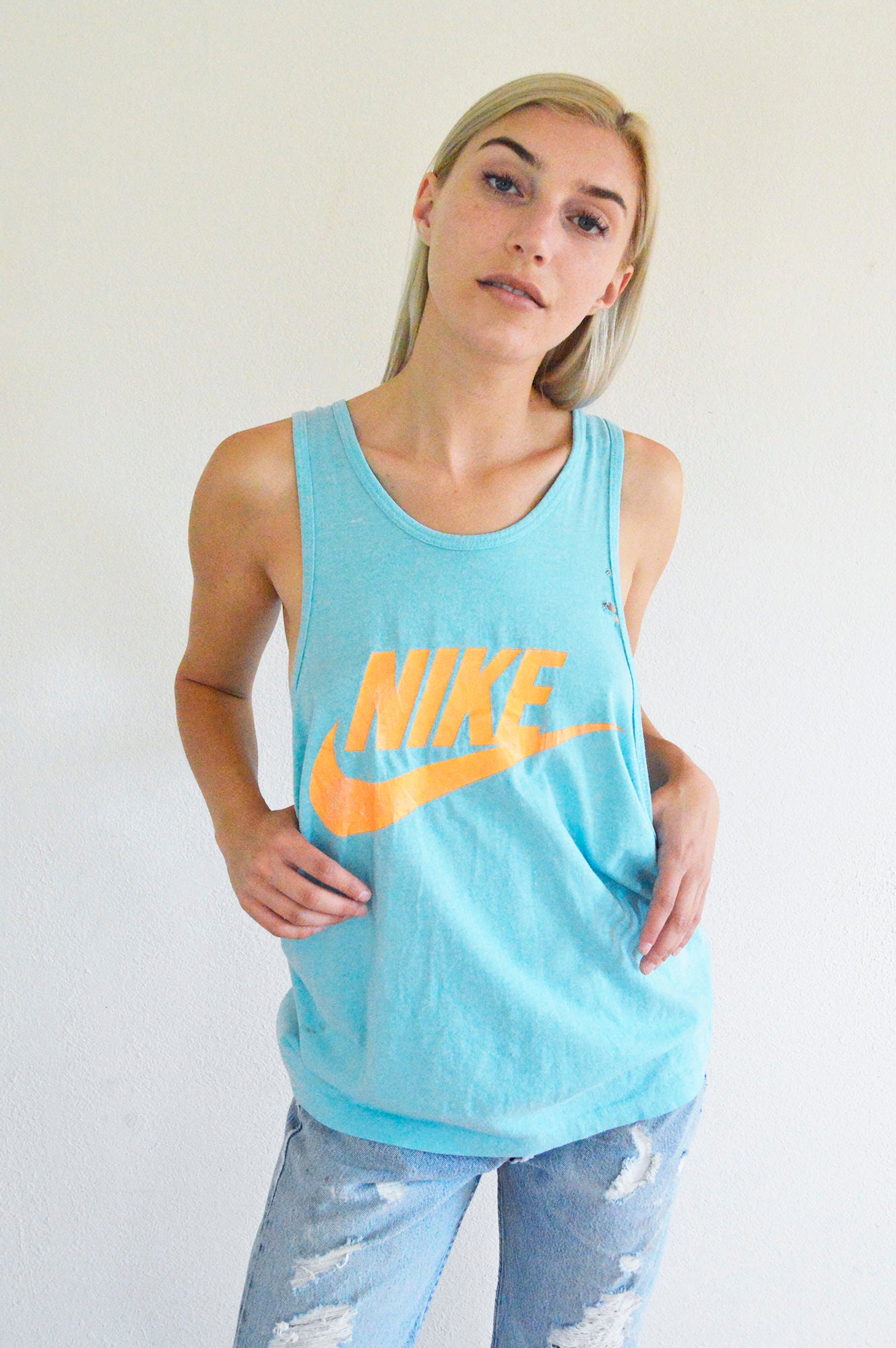 peach nike tank top
