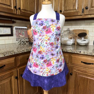 Bright and Cheery Floral Apron - Perfect for Summer Cooking