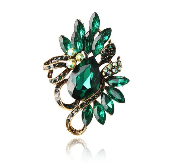 Gold Tone Large Crystal Emerald Green Rhinestone Brooch Pin