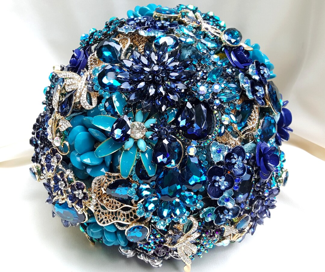Custom Brooch Bouquet Bridal Broach Bouqet for Peacock Wedding in Navy ...