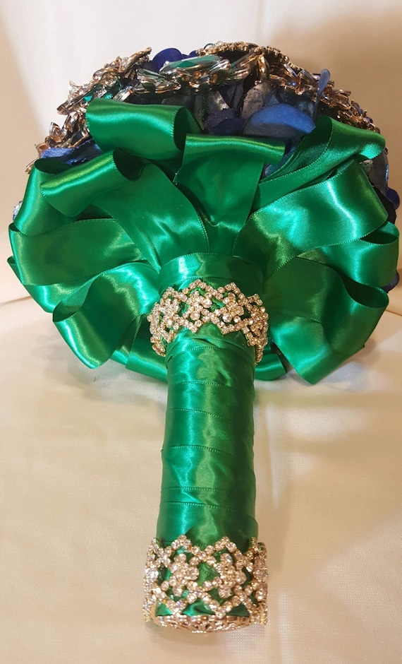 DIY Bridal Brooch Bouquet Kit - Creates a Medium - Large Bouquet