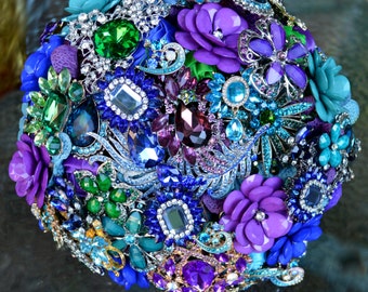 Custom Peacock Brooch Bouquet Bridal Broach Bouqet for Peacock Wedding in Teal Green Purple Turquoise Gold Pearl Blue Peaock Feathers