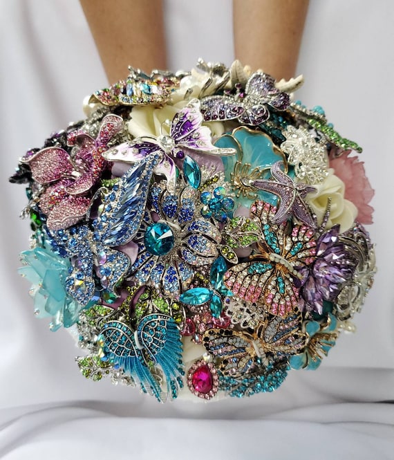 Custom Butterfly Bridal Brooch Bouquet Beach Wedding in Purple Silver Lavender Teal Turquoise Blue Pink Crystal Broach Bouqet