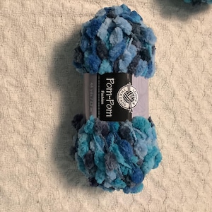 Loops & Threads Pom-Pom Yarn – Blue Skies Variegated Chenille Super Bulky